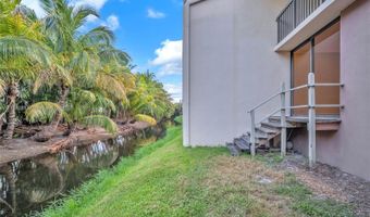 20351 W Country Club Dr TH17, Aventura, FL 33180