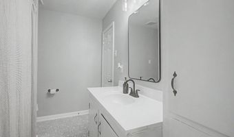 2317 Arbor Dr, Biloxi, MS 39531