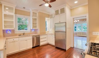 3925 CANTERBURY Rd, Baltimore, MD 21218