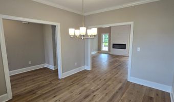 793 Fairway Rd, Ayden, NC 28513
