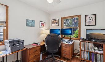 40 North Cir, Aberdeen, NJ 07747