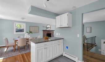 6 Acre Ave, Barrington, RI 02806