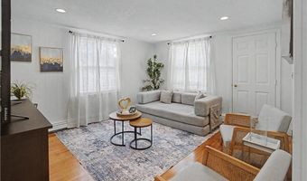 137 Kingstown Rd, Narragansett, RI 02882