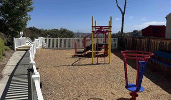 4577 Essex Ct, Carlsbad, CA 92010