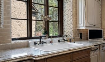 290 Ardsley Ln, Alpharetta, GA 30005