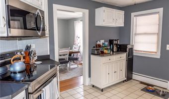 21 Carlson Dr, Cumberland, RI 02864