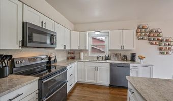 5214 HICKORY Pl, Cheyenne, WY 82009