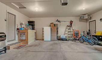 105 Estate Dr, Avon, MN 56310