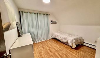 112 Ambler Rd, Bristol, CT 06010