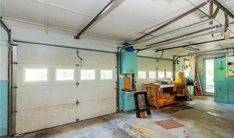 1904 Old Louisquisset Pike, Lincoln, RI 02865