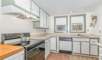 313 E Hillcrest St, Alma, MI 48801