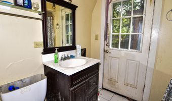 19 Castle Ln, Becket, MA 01223