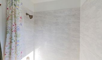 17 Kirkwall Pl, Bella Vista, AR 72715