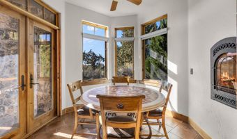 22887 Ghost Tree Ln, Bend, OR 97701