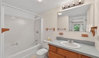 333 Longfellow Dr 33, Bethlehem, NH 03574