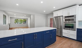 2123 N EARLEY St, Alexandria, VA 22302