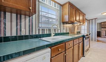 4896 Valdosta Hwy, Barney, GA 31625
