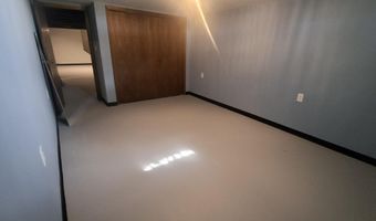 3615 E Melgaard Rd, Aberdeen, SD 57401