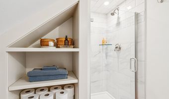 411 Bennett Rd, Barnard, VT 05031