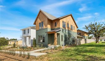 1016 NW A St, Bentonville, AR 72712