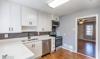 1225 S La Salle Dr, Abilene, TX 79605