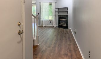 2820 Barclay Way, Ann Arbor, MI 48105