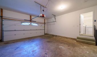 235 W HOPE Ct, Bear, DE 19701