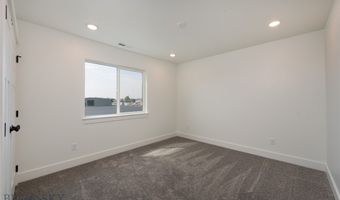 500 Lacey Ln C, Belgrade, MT 59714