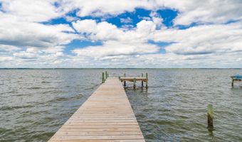 1086 Salter Path Rd, Salter Path, NC 28512