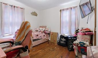 2 King St, Central Falls, RI 02863