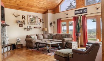 24352 State Hwy Ee, Aurora, MO 65605