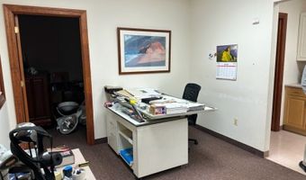 2 Beatty St, Andover, NJ 07801