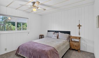 21986 LAUREL Ave, Aurora, OR 97002