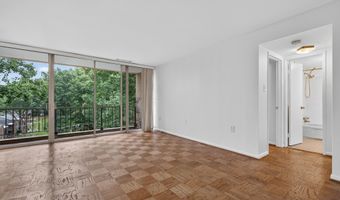 7753 PATRIOT Dr 54, Annandale, VA 22003