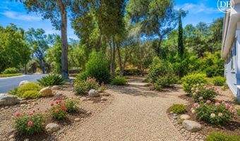 8975 Lawrence Welk Dr 7, Escondido, CA 92026