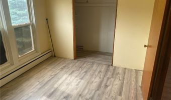 13249 Broadway St, Alden, NY 14004