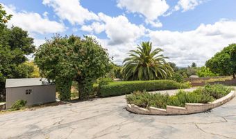1958 Lejos Dr, Escondido, CA 92025
