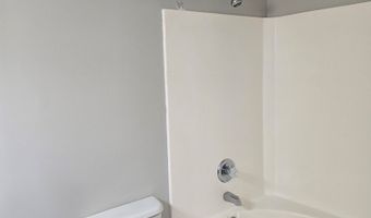 1715 Jimmy St, Adel, GA 31620