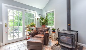 10 Heritage Way, Barkhamsted, CT 06063