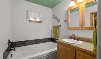 13033 Trinkus Ln, Bigfork, MT 59911