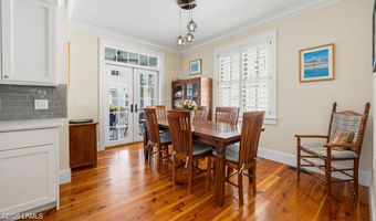 4 Addison St, Beaufort, SC 29907