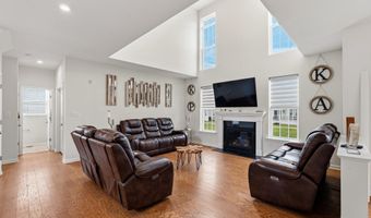 30 CHARLESTON Cir, Dover, DE 19904