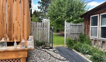 510 E Valley Ave, Challis, ID 83226
