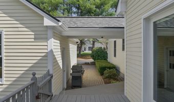 72 McAllister Rd, Bedford, NH 03110
