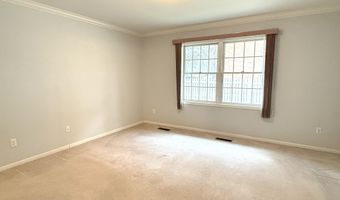 1307 N Dakota St, Aberdeen, SD 57401