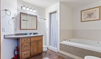1471 Walnut Rd, Anderson, MO 64831