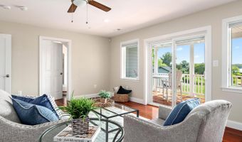 621 HARBOR Dr, Annapolis, MD 21403