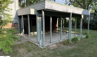 424 Center St, Alma, MI 48801