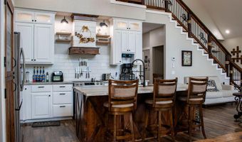 33765 S Coves Dr, Afton, OK 74331