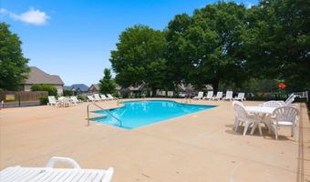 707 Secretariat Dr, Boiling Springs, SC 29316